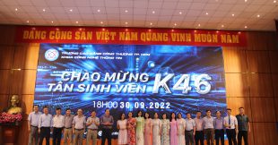 Lễ chào đón tân sinh viên khoa CNTT năm 2022