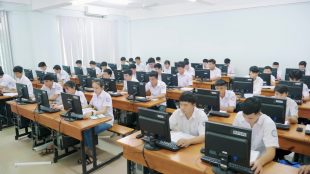 Học CNTT ra trường làm gì?